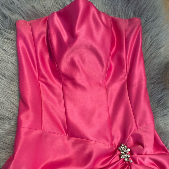 Cache Hot pink prom dress - Picture 2 of 6